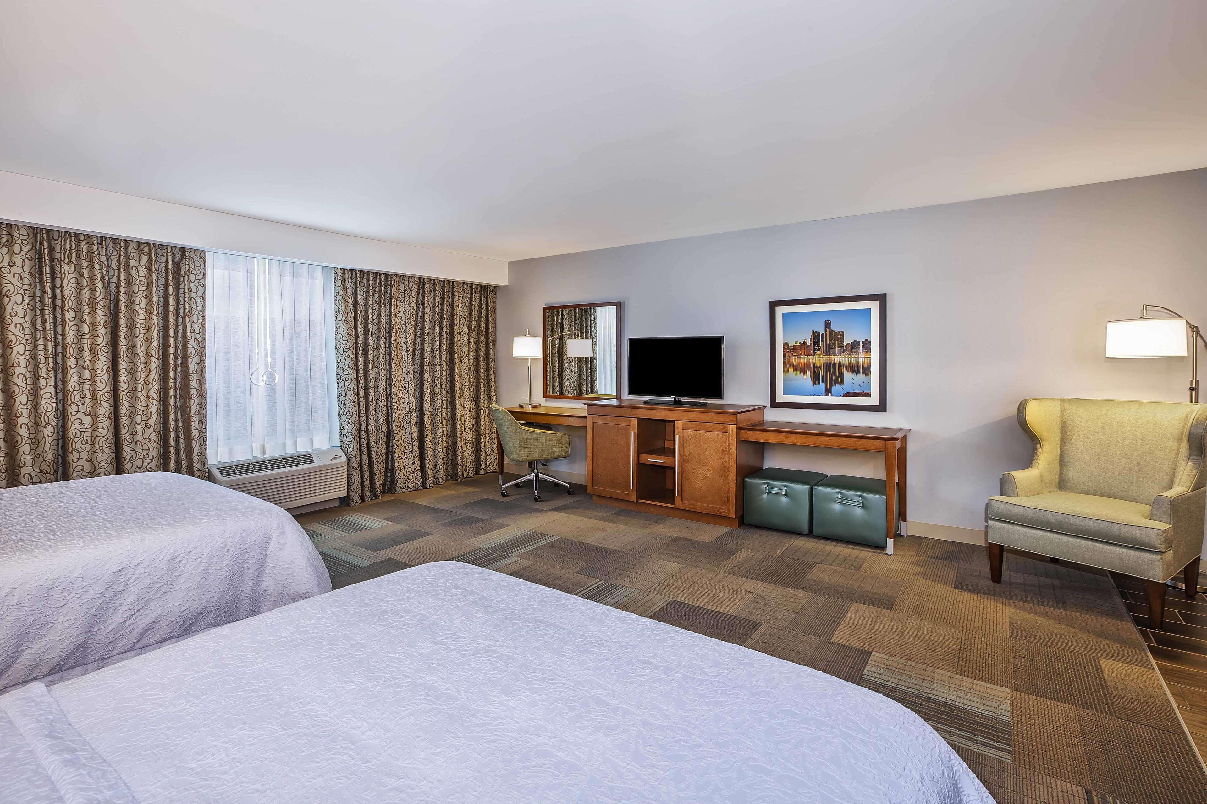 Hampton Inn By Hilton West Bloomfield Novi Farmington Hills Exterior photo
